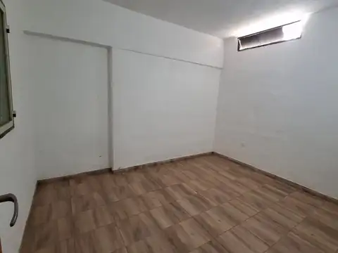 Casa 2 ambientes con 1 baño