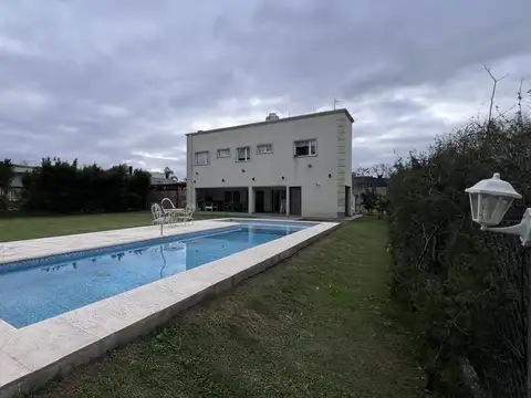 VENTA DE CASA 6 AMB EN SAN MATIAS AREA 2 ESCOBAR