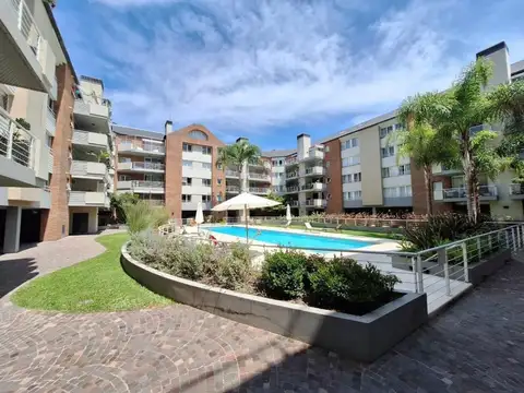 Venta depart duplex en San Isidro Central PERMUTA