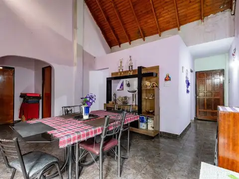 Casa en Venta con 1 cochera