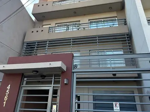 Cochera descubierta en ALQUILER - Caseros