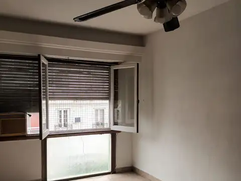 Departamento en Alquiler en Recoleta, $ 430.000