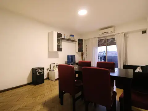 Depto Tipo Casa en Venta 56 años