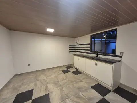 Casa en Alquiler de 1 dormitorio