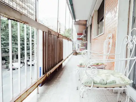 Dpto. 4 Amb. Al Frente con Balcón - Av Olazabal 4800 - Villa Urquiza