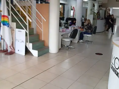 Local en Venta en Flores, USD 1.800.000