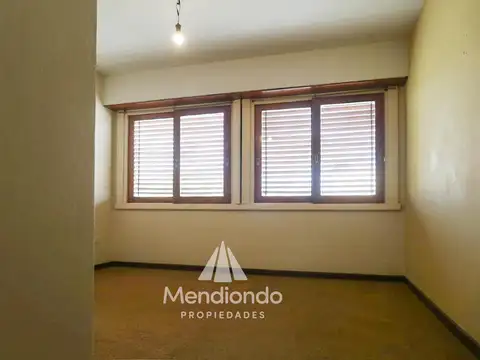 Casa 5 ambientes, Balcarce