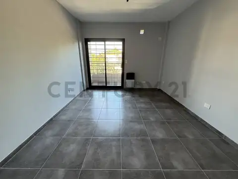 Asamblea 4000, Piso 0