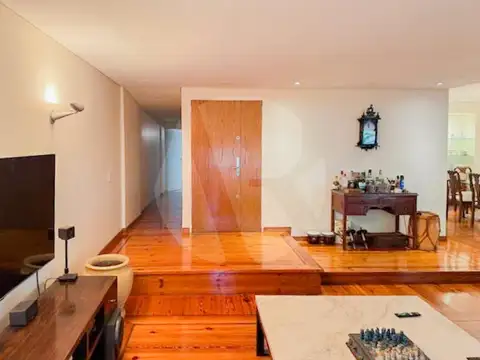 Departamento en Venta de 7 ambientes