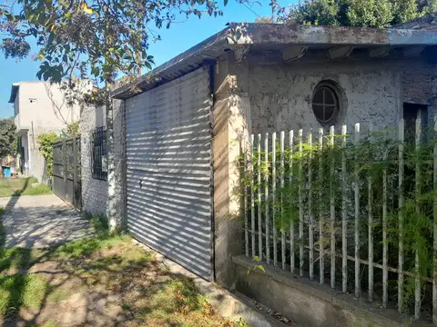 VENTA CASA 3 AMBIENTES GREGORIO DE LAFERRERE