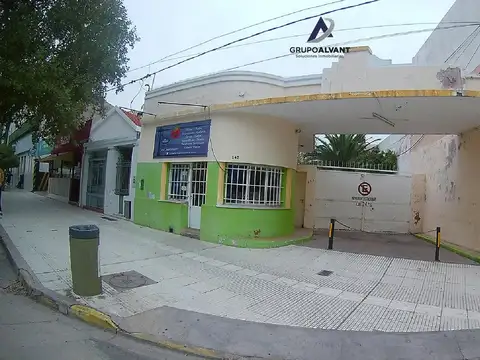 VENTA. Local Comercial   Casa 2 dormitorios. Av. Illia 249