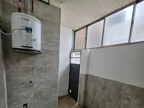 Depto Tipo Casa en Alquiler de 1 dormitorio