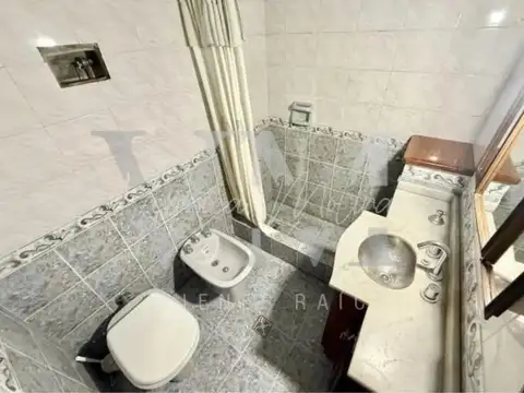 Depto Tipo Casa en Venta en Castelar, USD 125.000