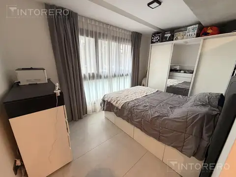 Monoambiente dividido en alquiler en complejo con amenities de categoría en Parque Leloir.