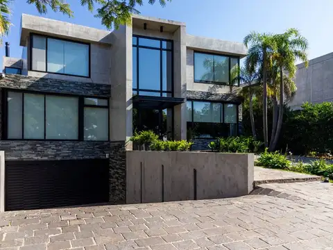 VENTA CASA BARRIO ALBANUEVA 8 AMB AL RIO TIGRE