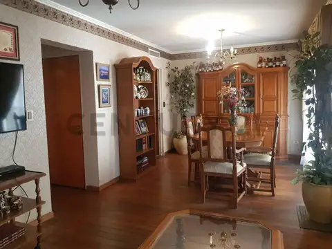Venta piso 3 dormitorios en La plata