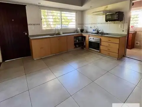 Casa en Venta en General Juan Madariaga, USD 1.600.000