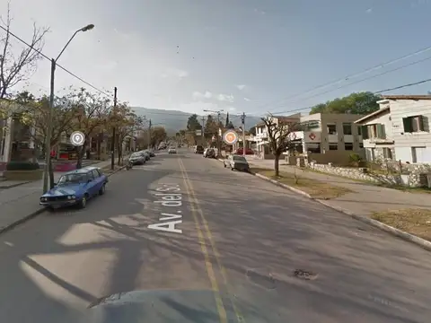 Av. Del Sol 528 , Piso 1