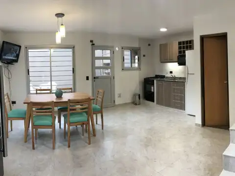 Depto Tipo Casa en Alquiler en Costa Azul, $ 160.000