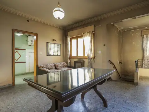 Depto Tipo Casa en Venta 46 años