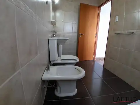 Casa en Alquiler al Noreste