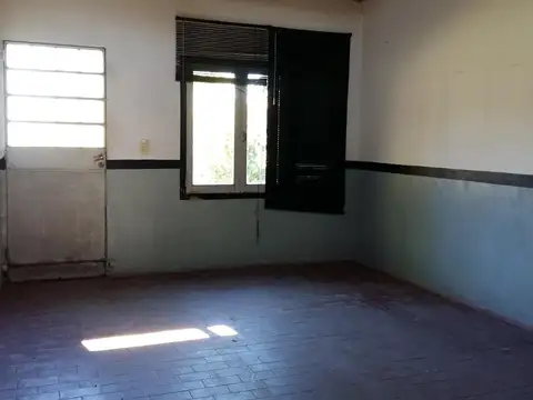 Galpon en Alquiler en Moron, $ 850.000