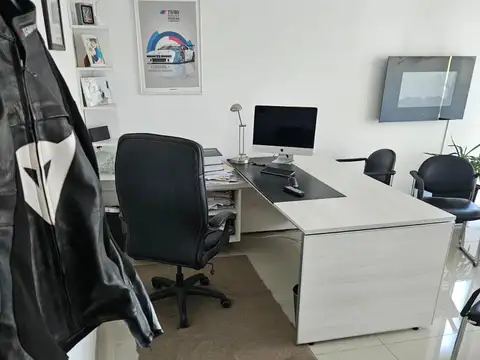 Oficina en Venta en Abasto, USD 230.000
