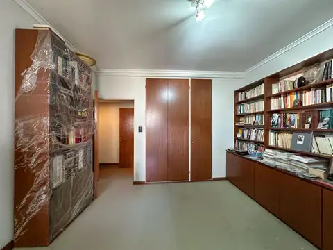 Departamento 7 ambientes con 4 baños