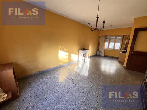 Depto Tipo Casa en Venta con 1 cocheras