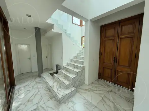 Casa en Alquiler al Norte