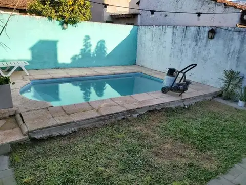 Casa 3 ambientes con 1 baño