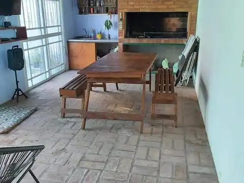 Casa Chalet  en Venta en Zárate, G.B.A. Zona Norte, Argentina