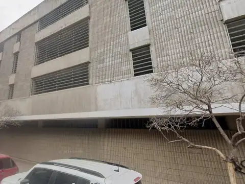 VENTA COCHERA CENTRO CORDOBA