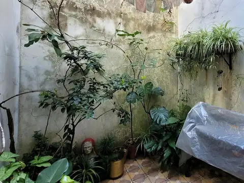Depto Tipo Casa 4 ambientes con 2 baños