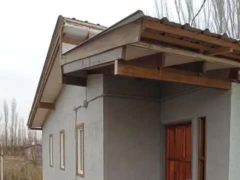 CASA EN VENTA EN FERRI PROVINCIA DE RIO NEGRO