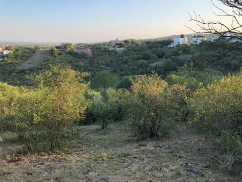 Lote en Venta - Country Cinco Lomas - Calera!