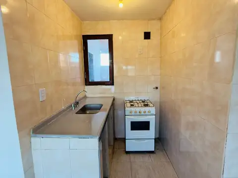 Departamento 3 ambientes con 1 baño