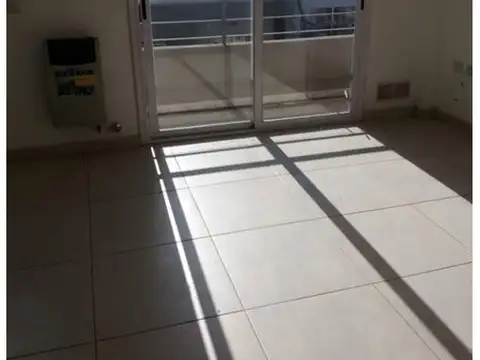 Depto Tipo Casa en Alquiler de 1 dormitorio