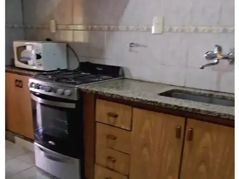 Departamento 4 ambientes con 1 baño