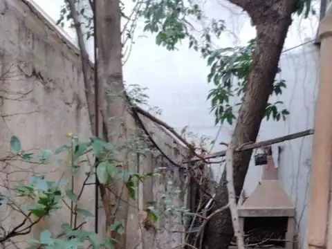 Depto Tipo Casa en Venta 40 años