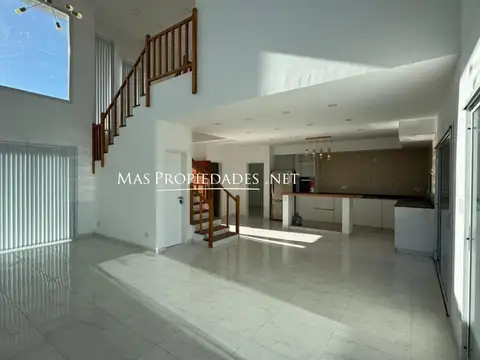 Casa en Alquiler en Canning, USD 1.399