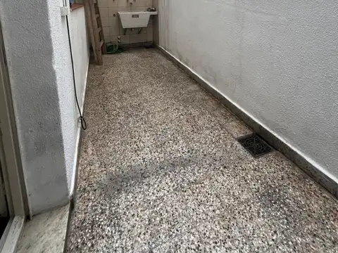 Depto Tipo Casa 2 ambientes con 1 baño