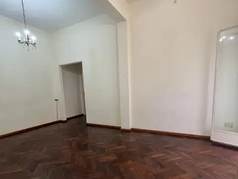 Depto Tipo Casa en Alquiler de 2 ambientes