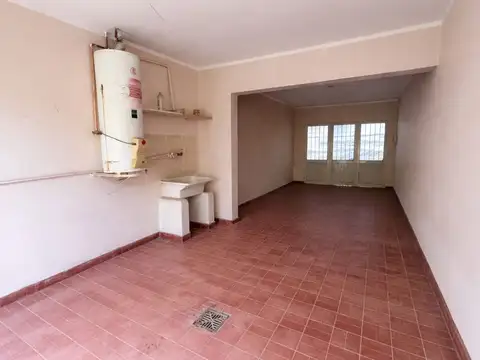 Depto Tipo Casa en Venta con 2 cocheras