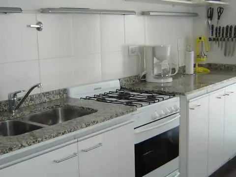 Bonpland 1300, Piso 8