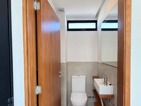 Depto Tipo Casa 2 ambientes con 2 baños