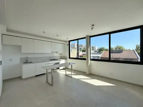 Alquiler PH Contemporáneo 2 ambientes a estrenar con gran terraza. Expensas incluidas.