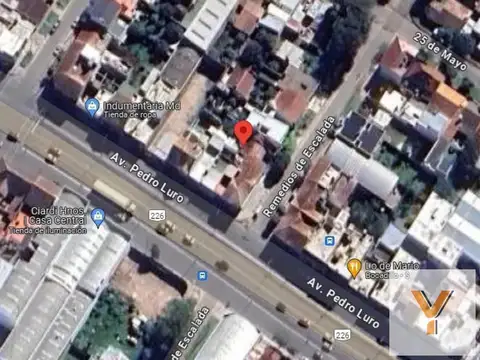 Remedios de Escalada e/ Avenida Pedro Luro y 25 de Mayo