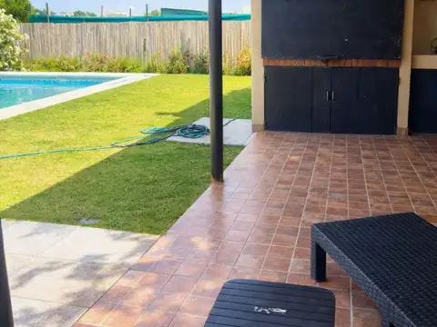 CASA 4 AMBIENTES ALQUILER TEMPORARIO LA ALAMEDA