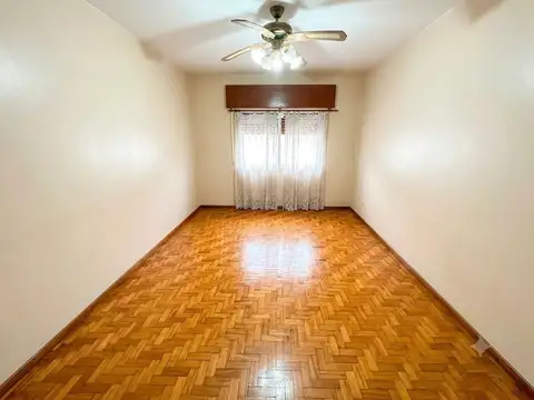 Depto Tipo Casa en Venta en Parque Avellaneda, USD 91.900